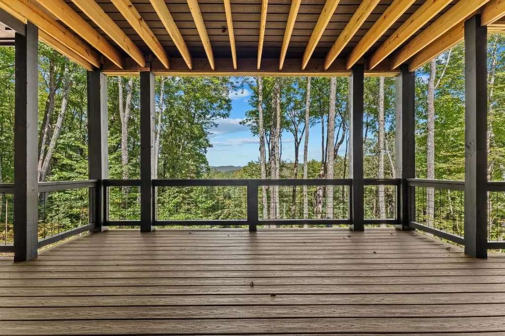 906 New Settlers Way Glenville NC 28736