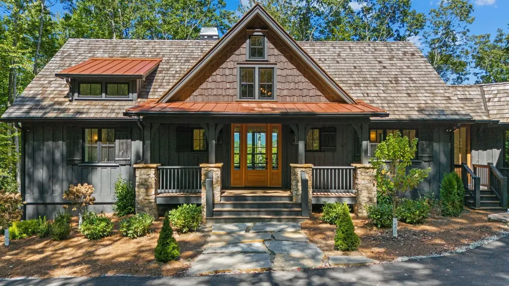 906 New Settlers Way Glenville NC 28736