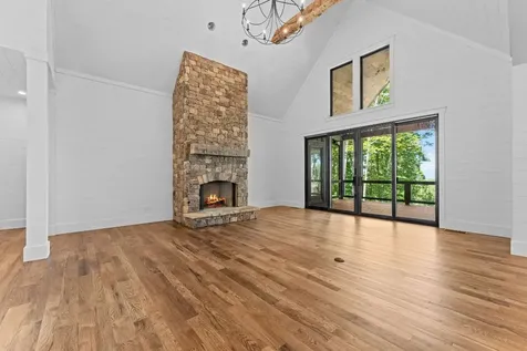 906 New Settlers Way Glenville NC 28736