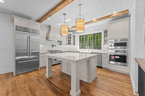 906 New Settlers Way Glenville NC 28736