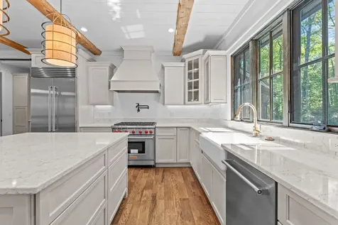 906 New Settlers Way Glenville NC 28736