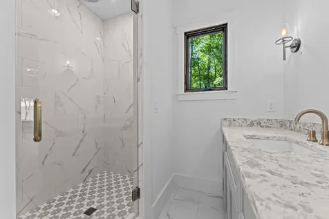 906 New Settlers Way Glenville NC 28736