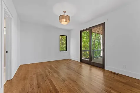 906 New Settlers Way Glenville NC 28736