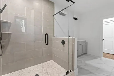 906 New Settlers Way Glenville NC 28736