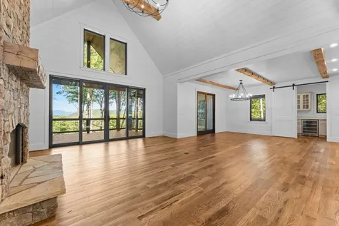 906 New Settlers Way Glenville NC 28736