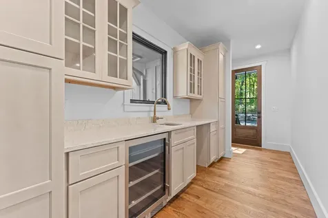 906 New Settlers Way Glenville NC 28736