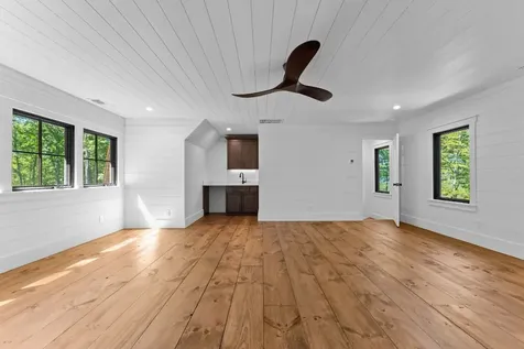 906 New Settlers Way Glenville NC 28736