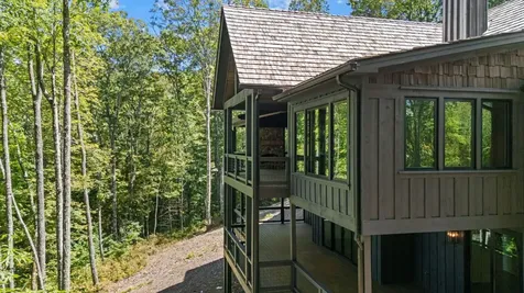 906 New Settlers Way Glenville NC 28736