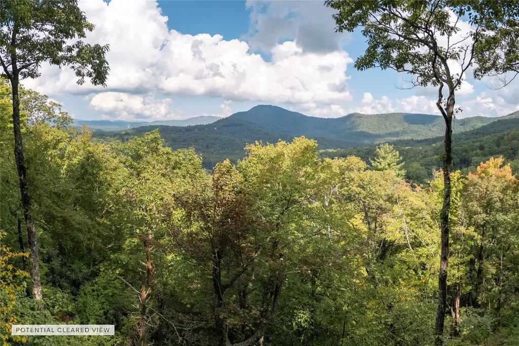 ME3 Old Chimney Road Cashiers NC 28717