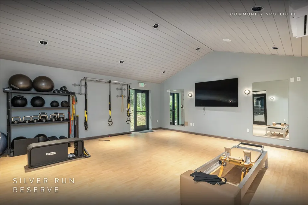 ME3 Old Chimney Road Cashiers NC 28717