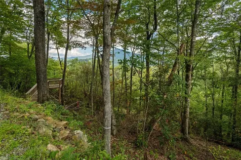 ME3 Old Chimney Road Cashiers NC 28717