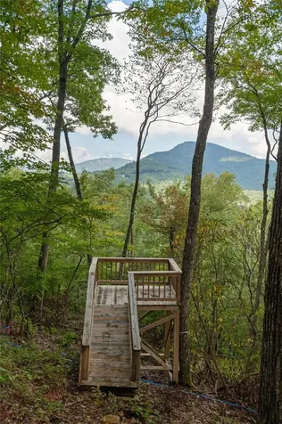 ME3 Old Chimney Road Cashiers NC 28717