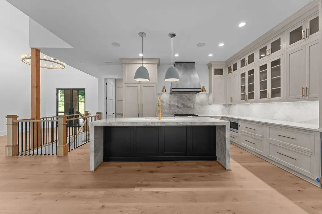 935 Glenshore Drive Cullowhee NC 28723