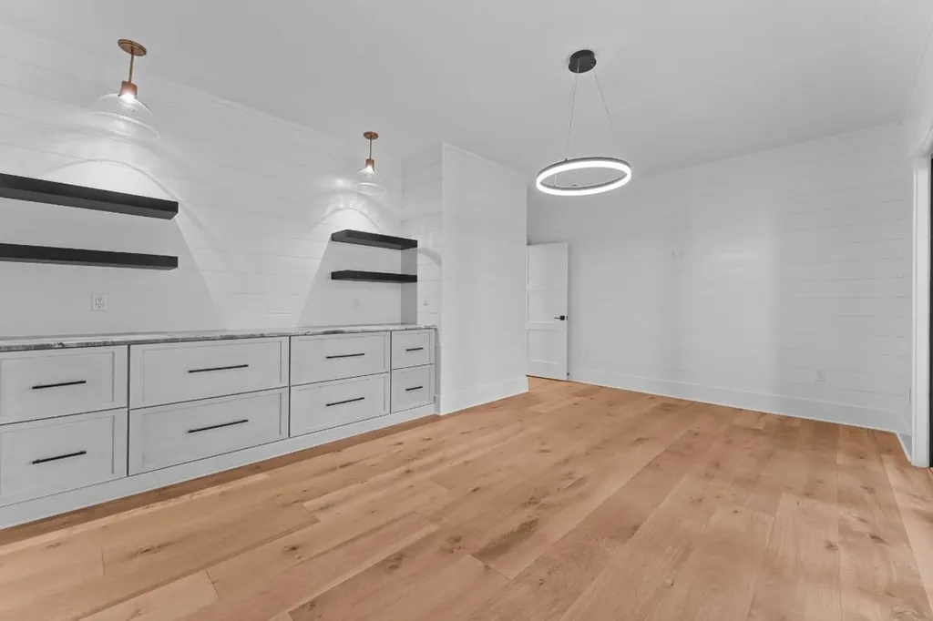 935 Glenshore Drive Cullowhee NC 28723