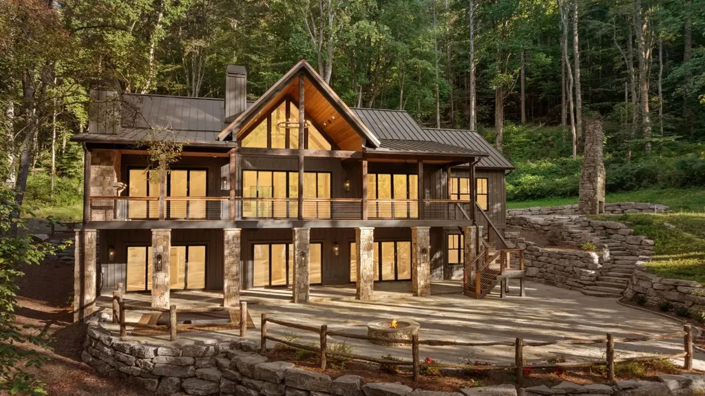 935 Glenshore Drive Cullowhee NC 28723