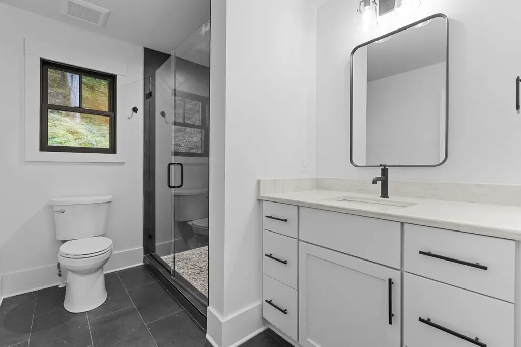 935 Glenshore Drive Cullowhee NC 28723