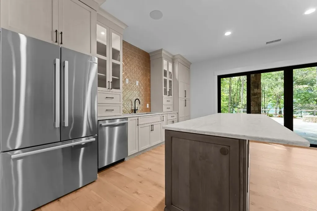 935 Glenshore Drive Cullowhee NC 28723