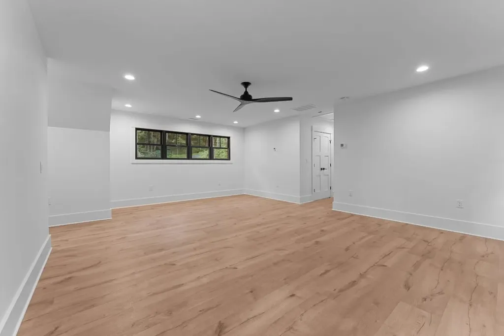 935 Glenshore Drive Cullowhee NC 28723