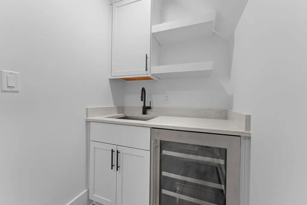 935 Glenshore Drive Cullowhee NC 28723