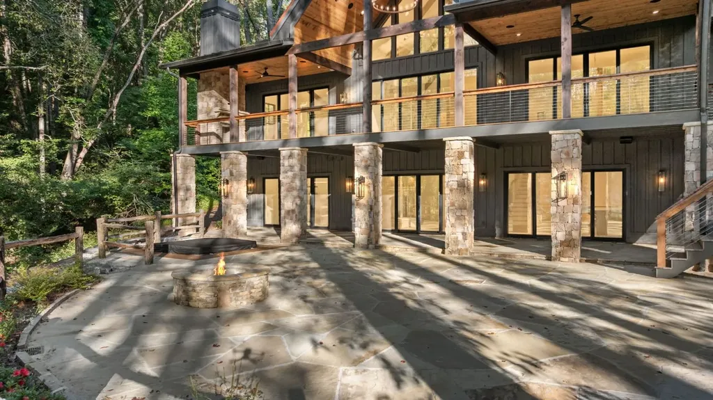 935 Glenshore Drive Cullowhee NC 28723