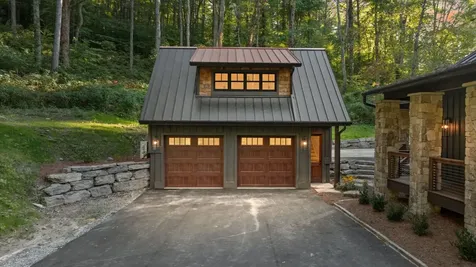 935 Glenshore Drive Cullowhee NC 28723