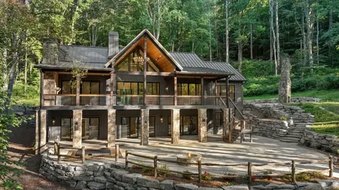 935 Glenshore Drive Cullowhee NC 28723