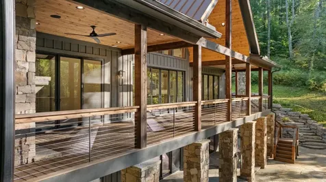 935 Glenshore Drive Cullowhee NC 28723