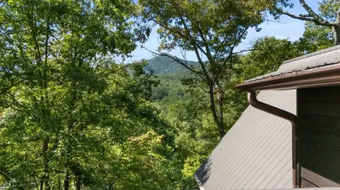 935 Glenshore Drive Cullowhee NC 28723