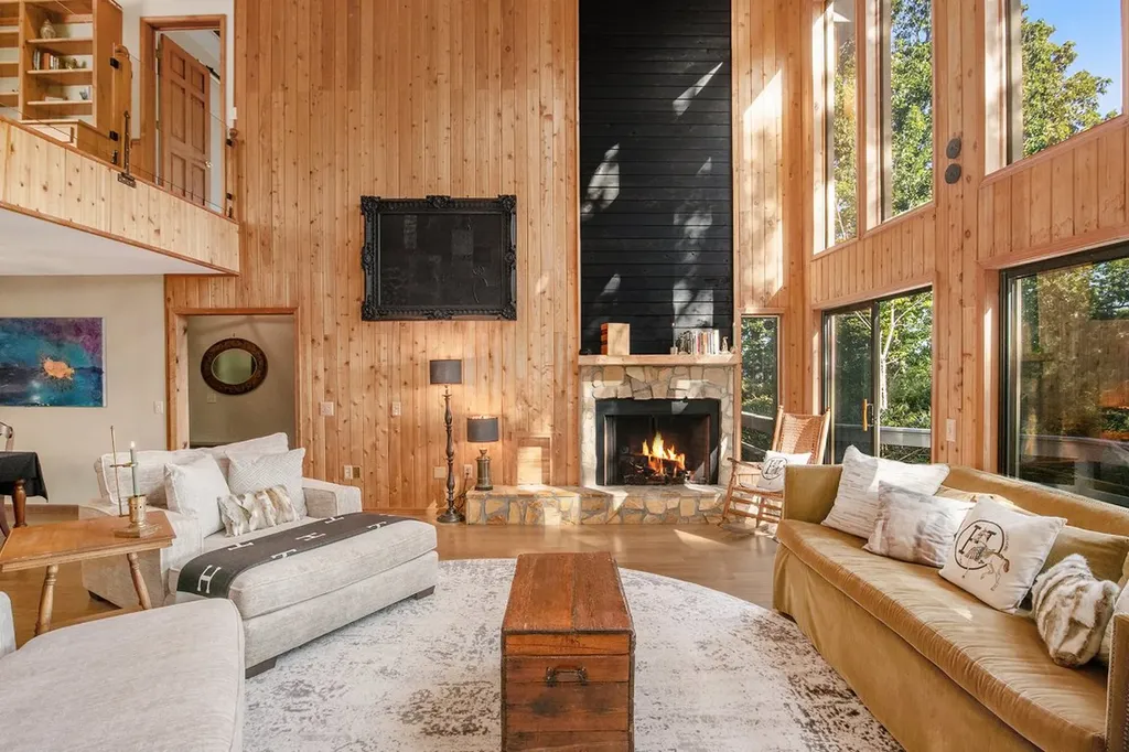 388 Alex Mountain Drive Sky Valley GA 30537