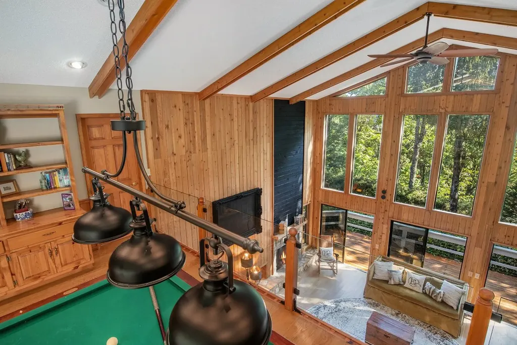 388 Alex Mountain Drive Sky Valley GA 30537