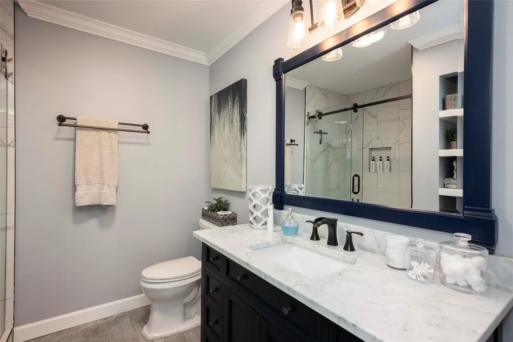 656 Far Away Hills Lake Toxaway NC 28747