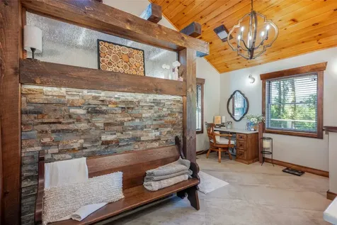 656 Far Away Hills Lake Toxaway NC 28747