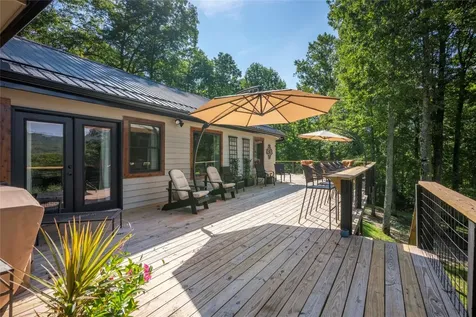 656 Far Away Hills Lake Toxaway NC 28747