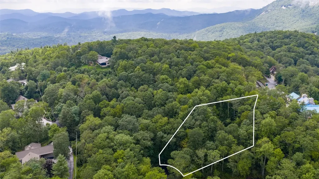 84 Eagle Crest Trail Road Highlands NC 28741