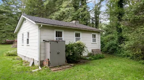 21 Song Bird Lane Highlands NC 28741