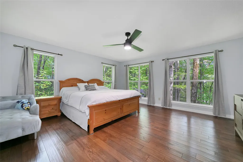 557 Country Club Estate Sapphire NC 28774