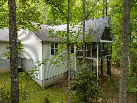557 Country Club Estate Sapphire NC 28774