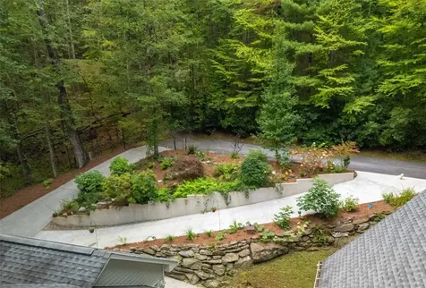 557 Country Club Estate Sapphire NC 28774