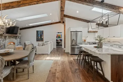 462 Mirror Lake Road Highlands NC 28741