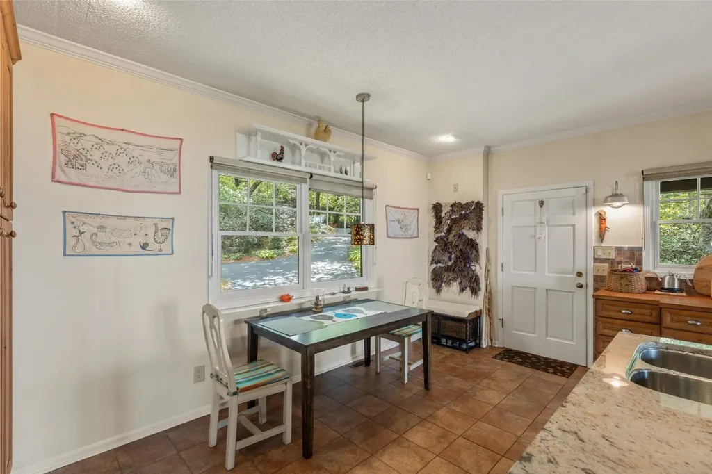 984 King Gap Road Highlands NC 28741