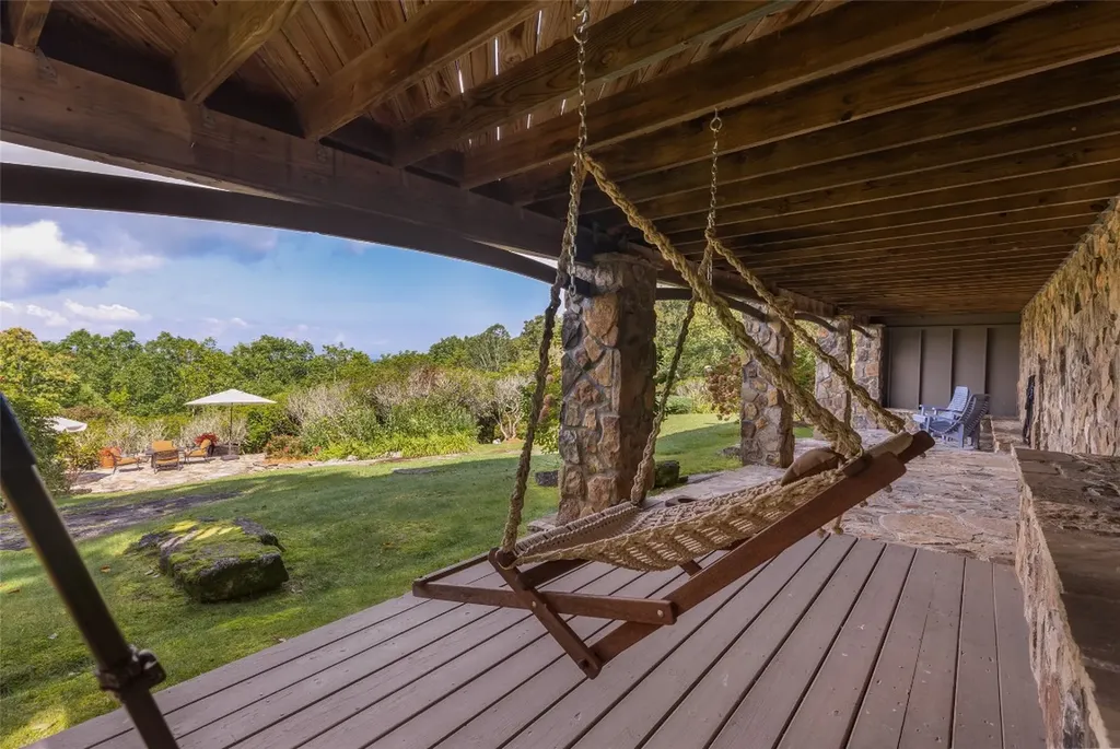 984 King Gap Road Highlands NC 28741