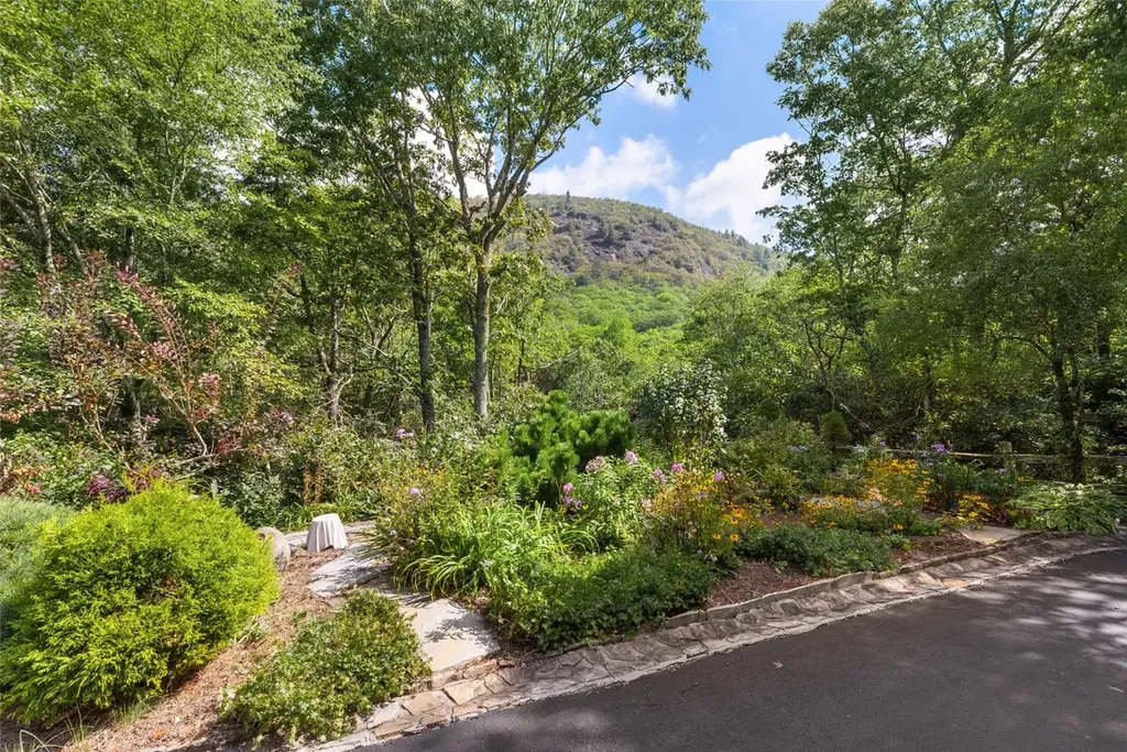984 King Gap Road Highlands NC 28741