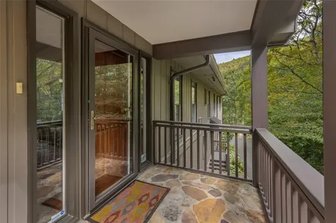 984 King Gap Road Highlands NC 28741