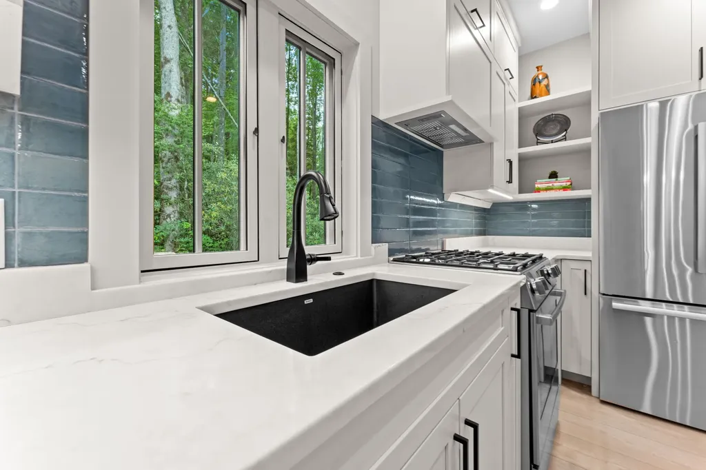 1077 Hicks Road Highlands NC 28741