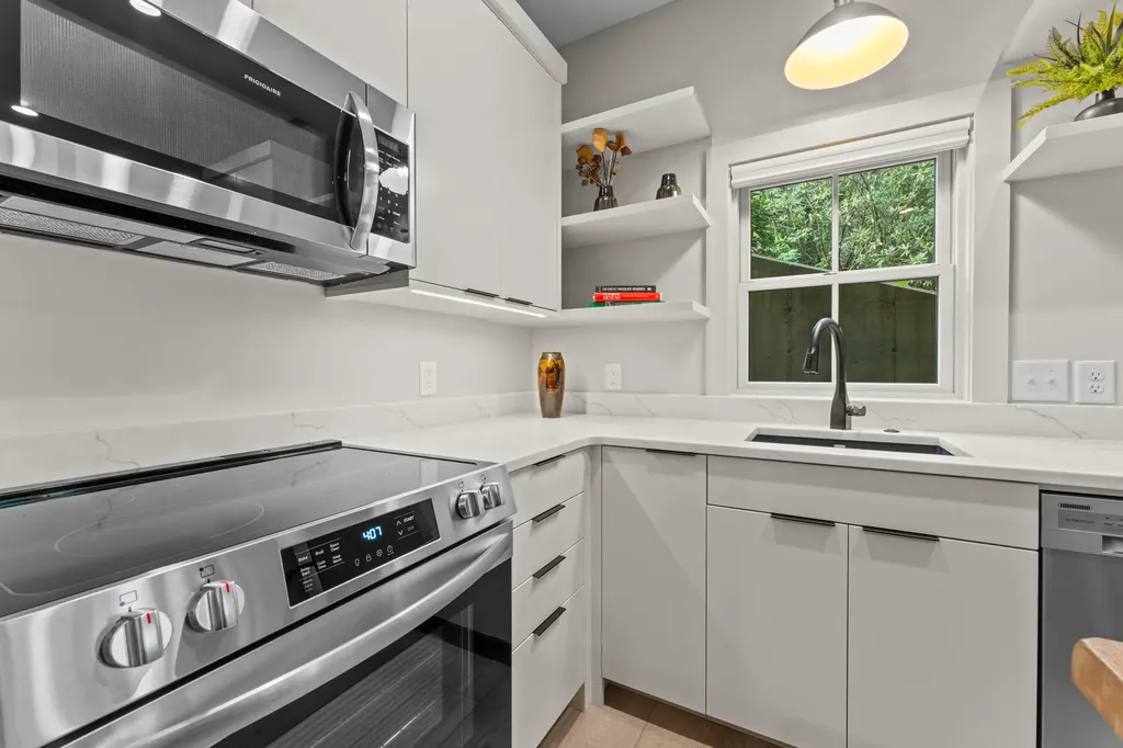 1077 Hicks Road Highlands NC 28741