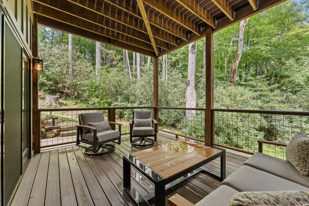 1077 Hicks Road Highlands NC 28741