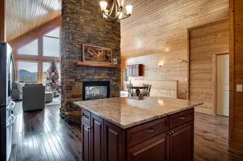 599 Red Oak Road Franklin NC 28734