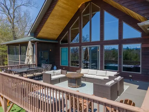 599 Red Oak Road Franklin NC 28734