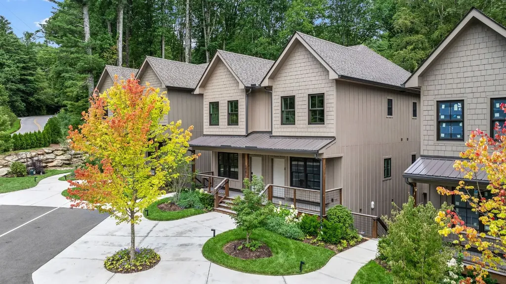1081 Hicks Road Highlands NC 28741