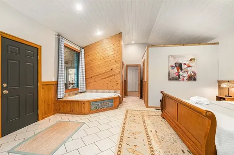 40-84 Spotted Bear Lane Highlands NC 28741